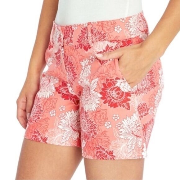 Isaac Mizrahi Pants - Isaac Mizrahi Peony Floral Midi Shorts Size 8